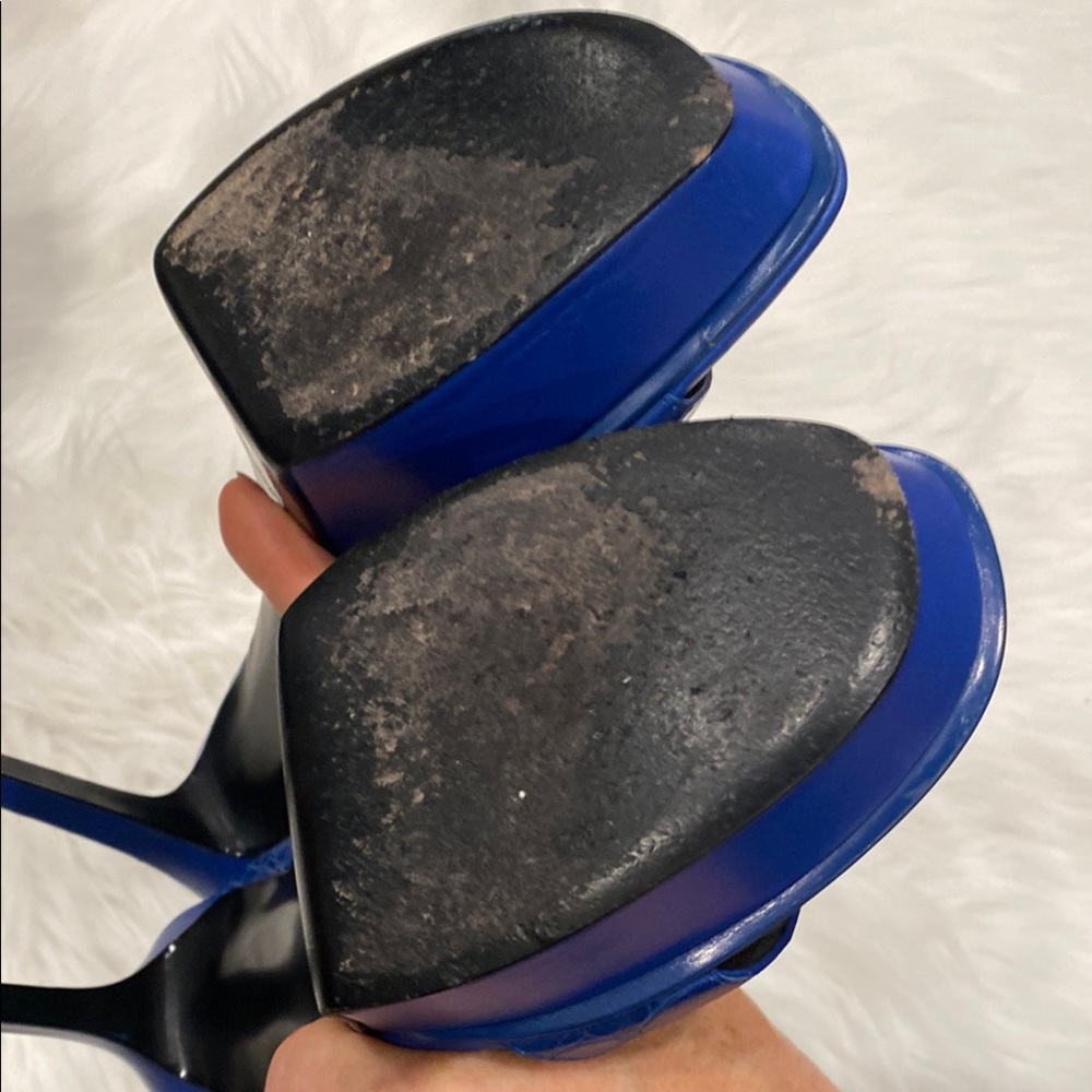 Saint Laurent Croc-Embossed Women's Blue Sandals Almost New! - Picture 8 of 8